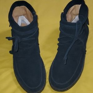 Black Ugg Reid Boot